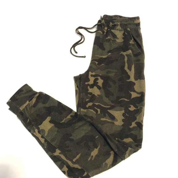 Windsor Store camo joggers